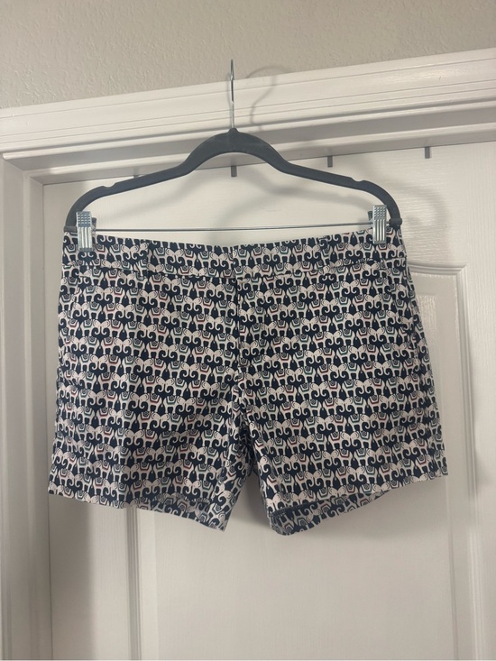 Banana Republic Pants - Banana Republic Navy and White Elephant Shorts